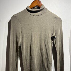 Wilfred ribbed taupe turtleneck